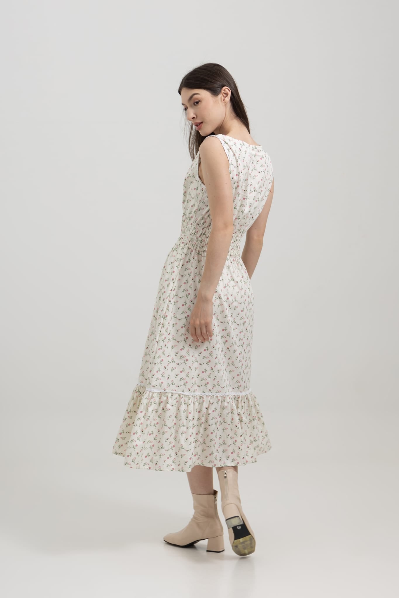 Bianca Cloud Rose back view — slip-on cotton midi dress with deep side pockets