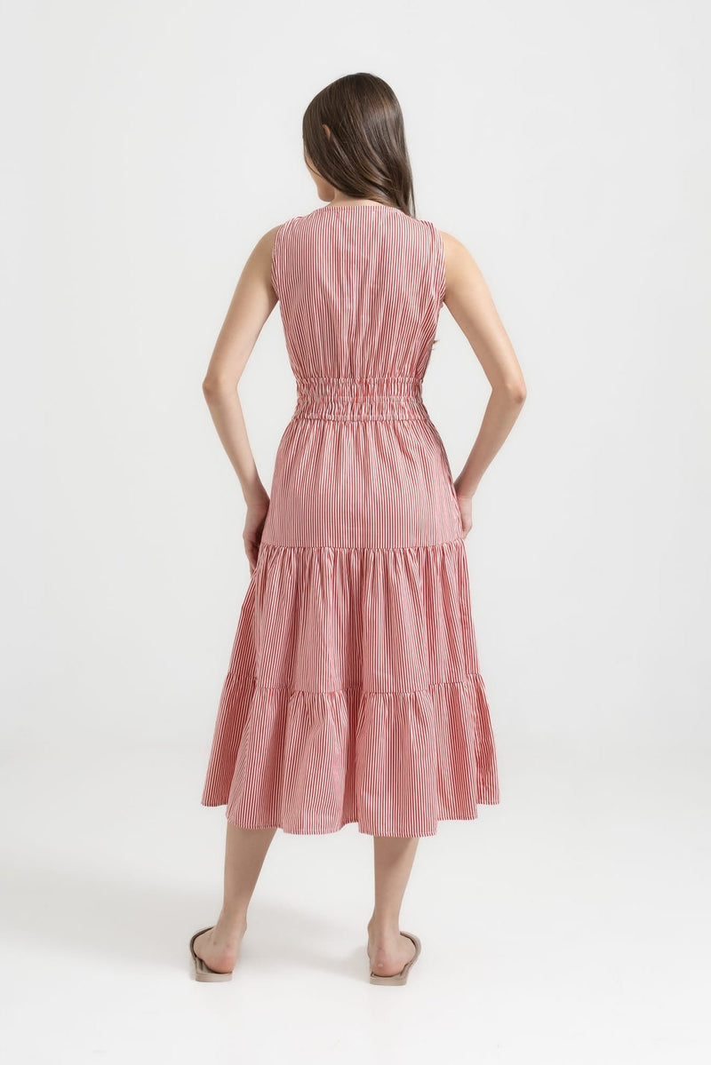 Martina Cherry, studio back