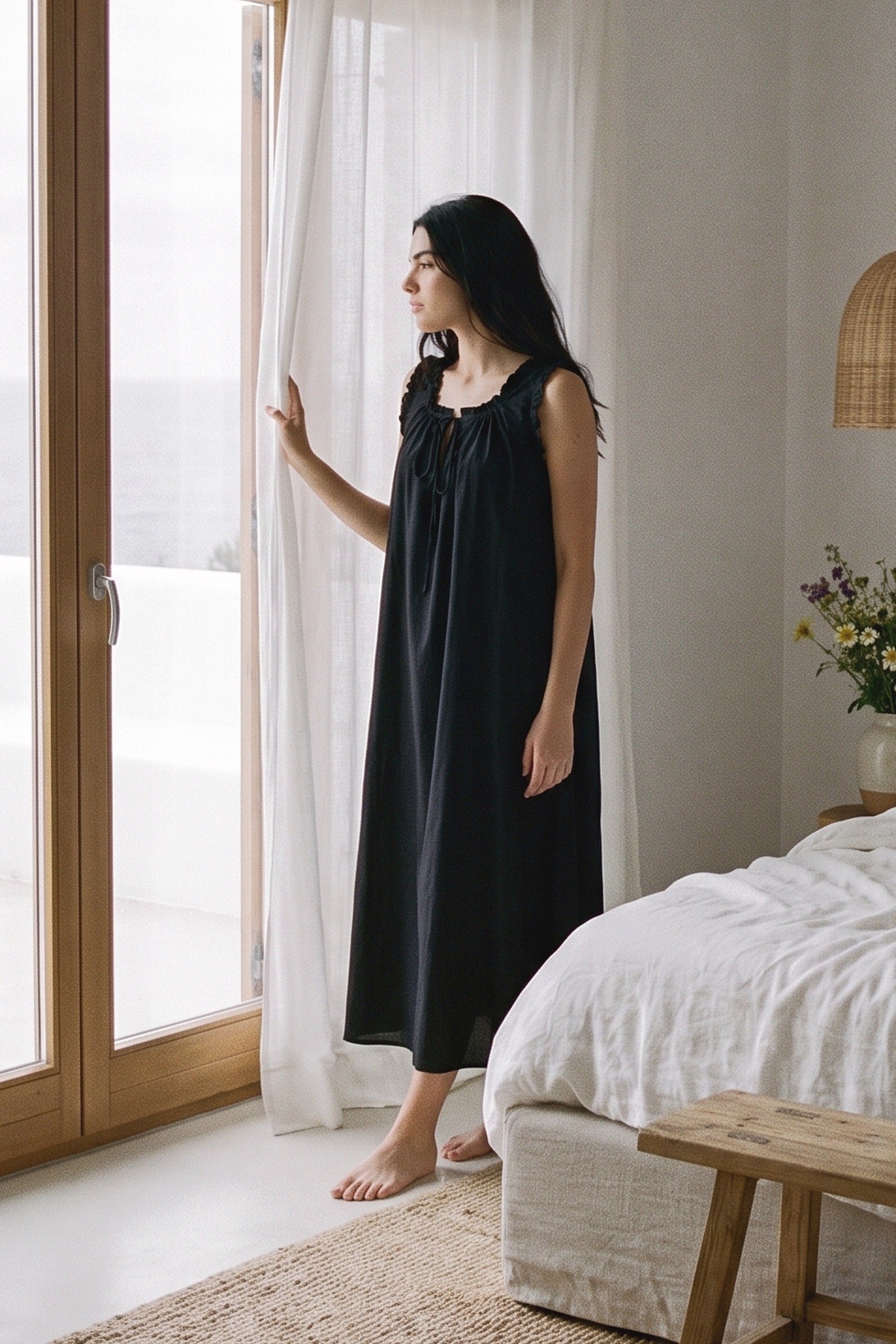 Eva Long Nightie Black