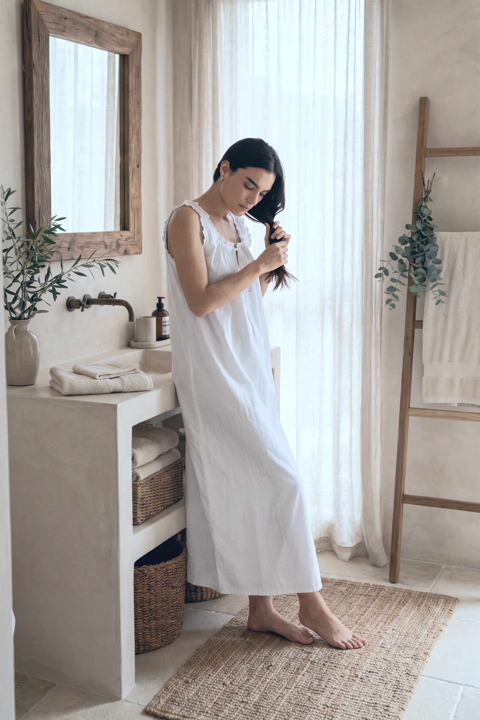 Eva Long Nightie White